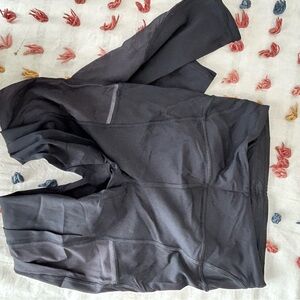 Black Lululemon full length Leggings